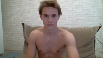 Milkshake_On_Body  07-10-2021 video legs